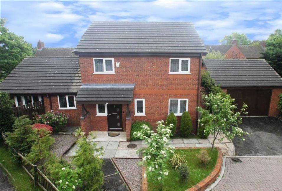 Spacious, 5 Bed House For 9 In Chester Exterior foto